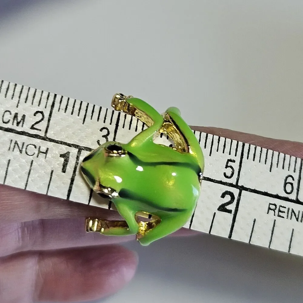 Gold Tone Green Enamel Hugging Frog Ring Colorful Fun